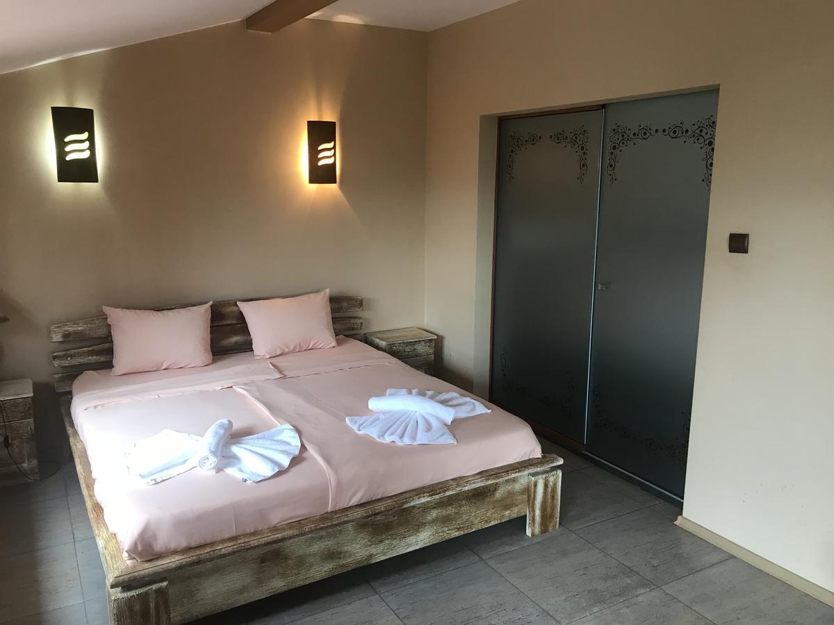 Complex Katalina Hotell Tsigov tsjark Eksteriør bilde