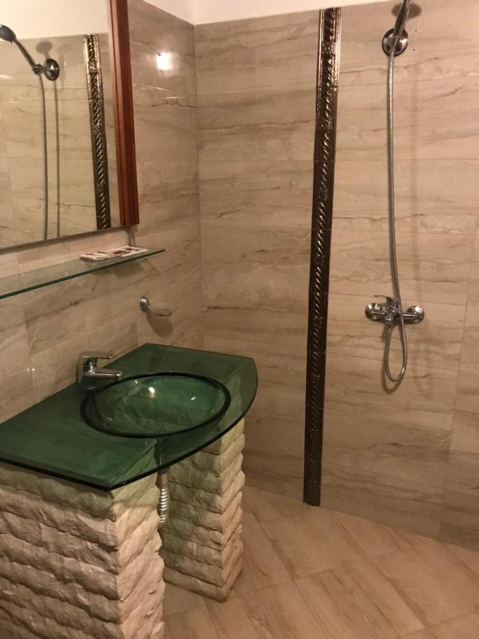 Complex Katalina Hotell Tsigov tsjark Eksteriør bilde
